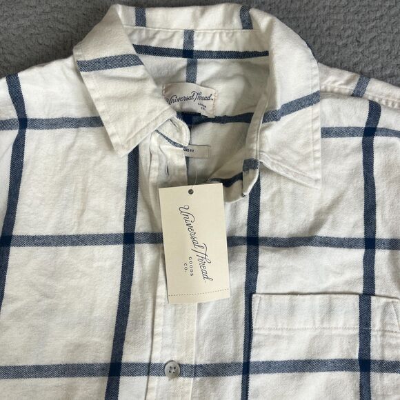 Universal Thread Flannel Shirt Women Small Blue White Plaid Oversized Fit Button - Picture 2 of 11